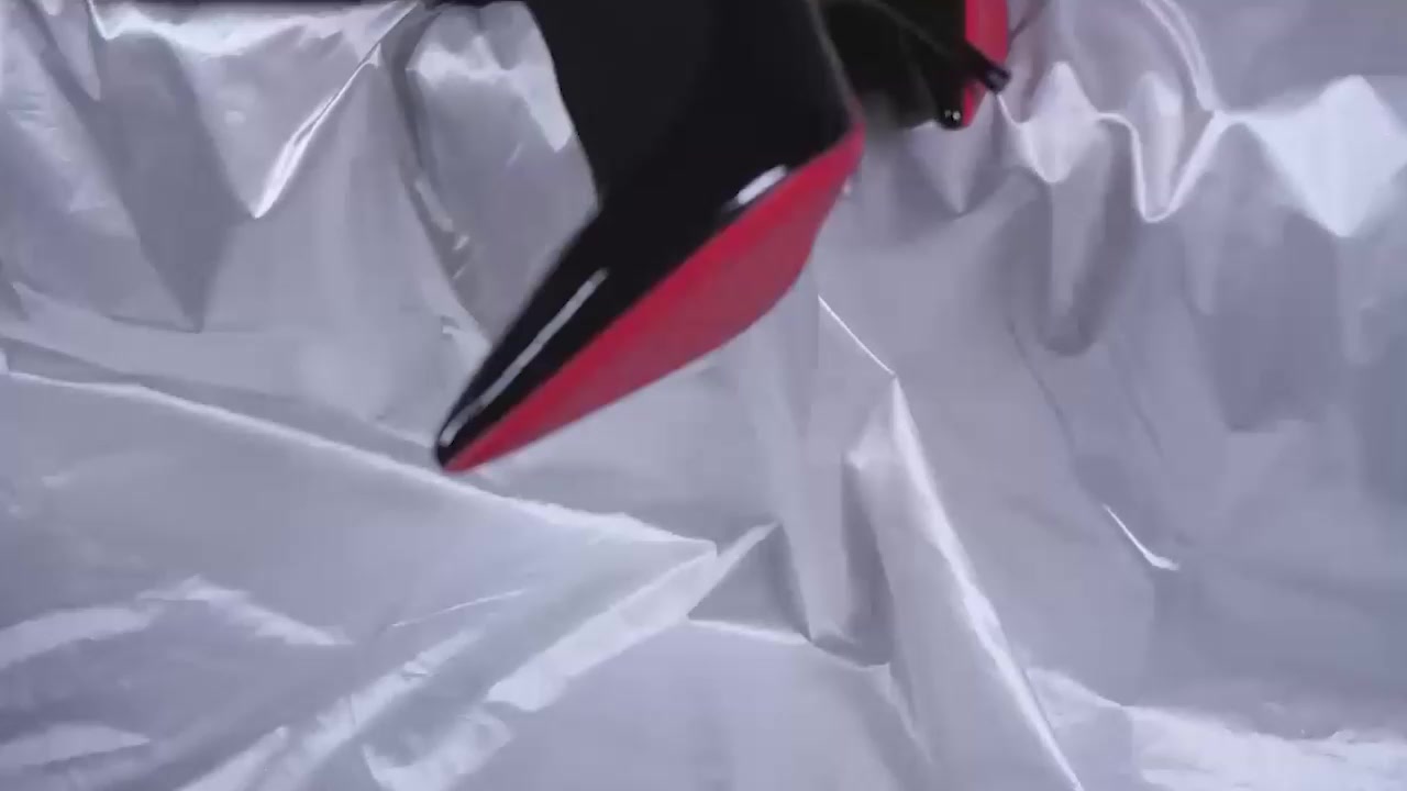 极品御姐网黄 小桃 新作！性感御姐无力还租沦为房东肉便器 白虎嫩穴被大屌无套内射 浓精灌满骚穴！