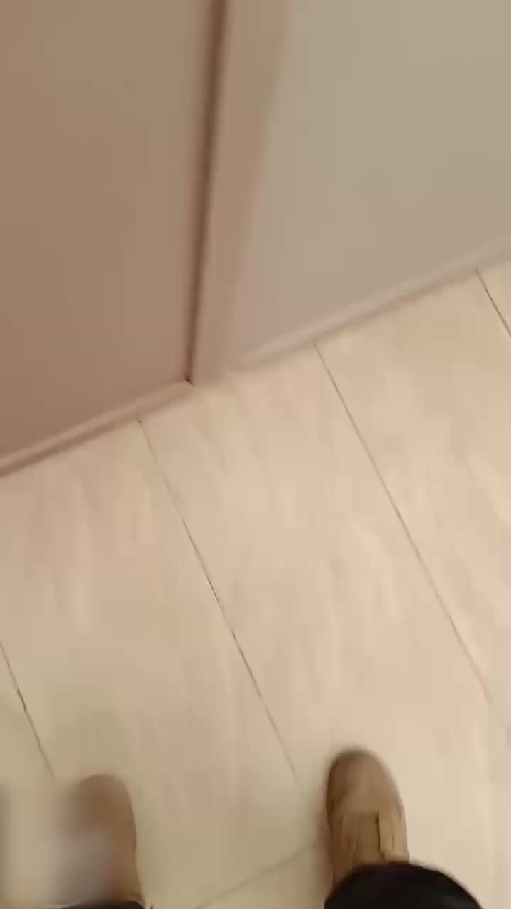 海角大神高中妹妹会撒娇 大姨妈刚结束妹妹就约我开房 直接翘班到宾馆干上一炮