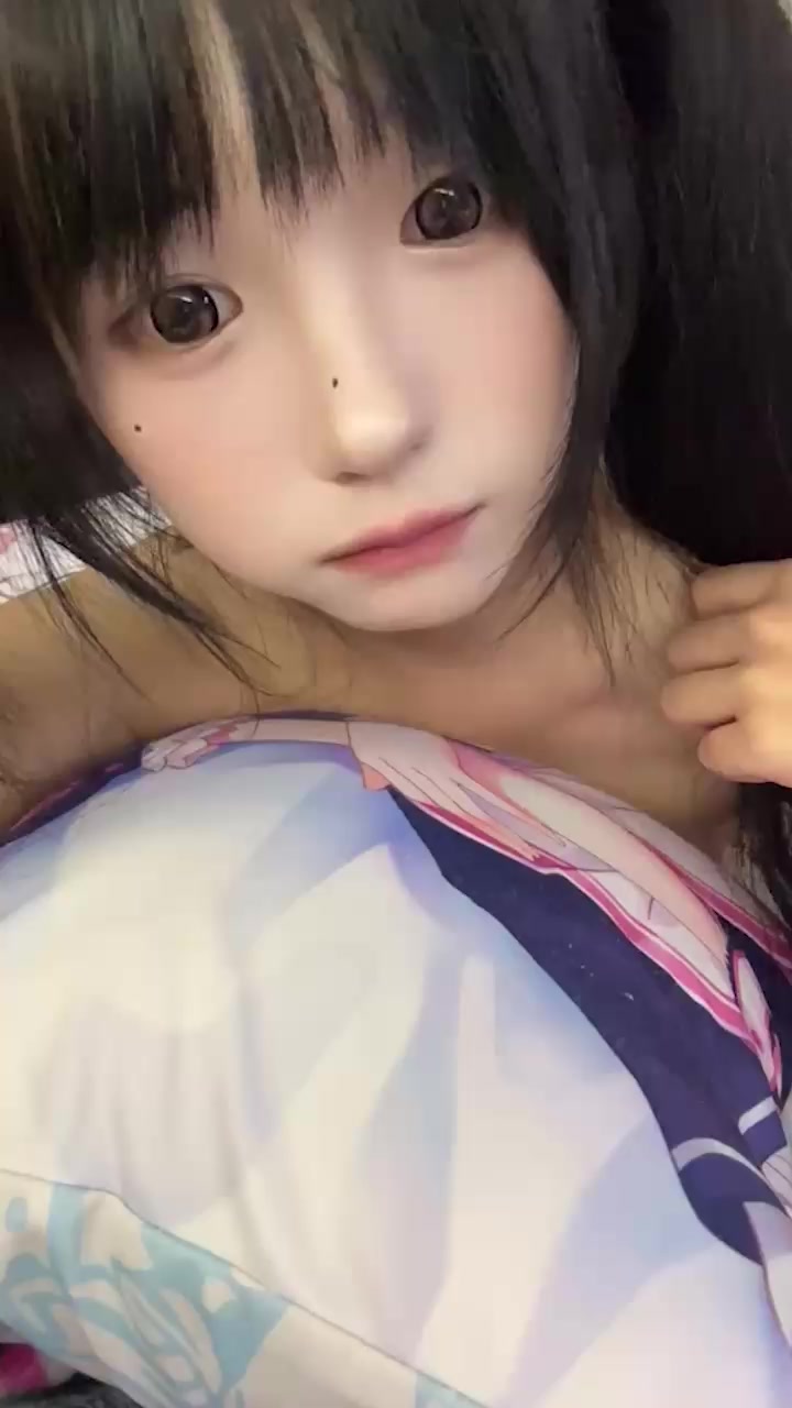 抖音 屁屁小幼怜 私拍福利大曝光 白丝漏内翘臀扭 娇嗔阿黑颜反差炸裂 纯欲小萝莉秒变骚气小贱货！