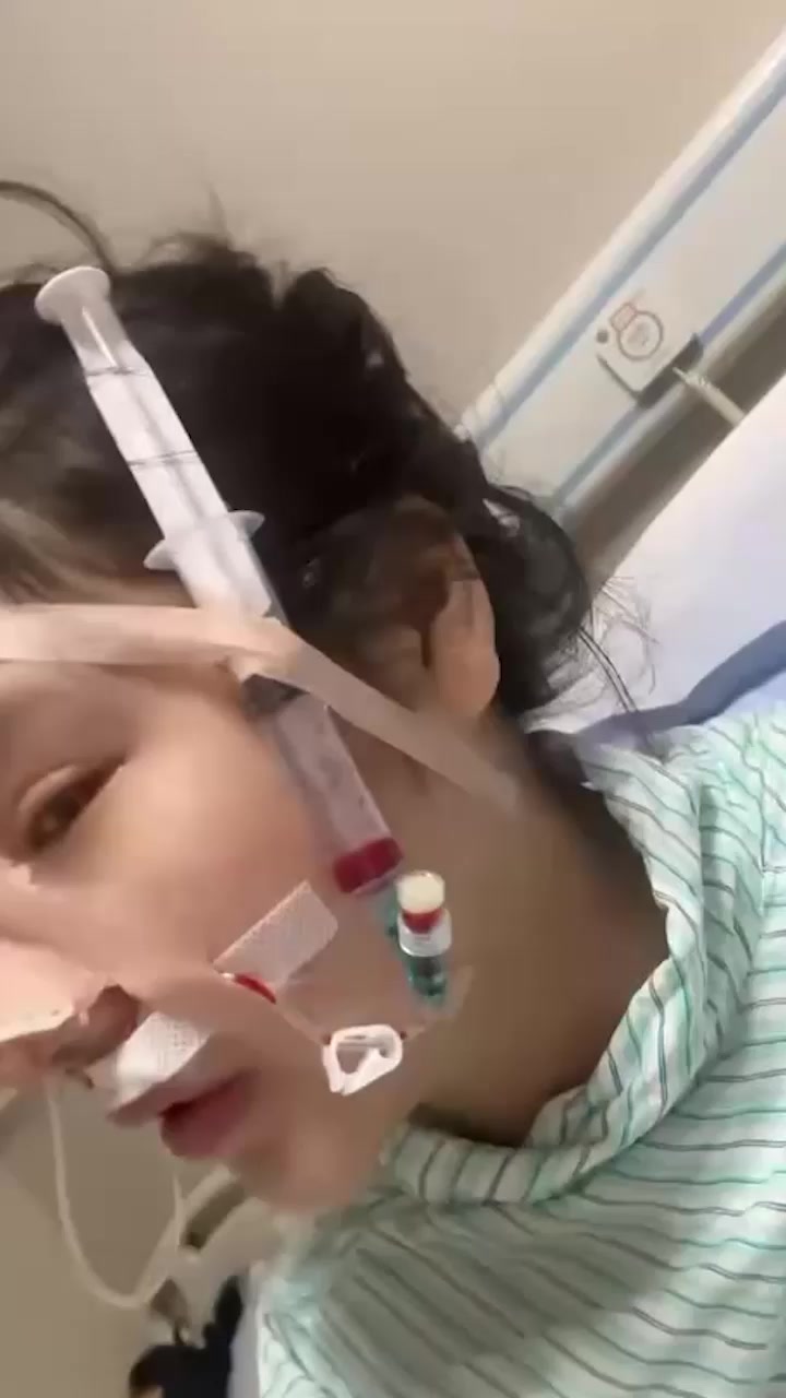 坐台吸毒女 韩佳奇 千里送逼实锤 打3胎专抢有妇之夫 性病上身还敲诈4万 聊天记录与不雅视频同步流出！