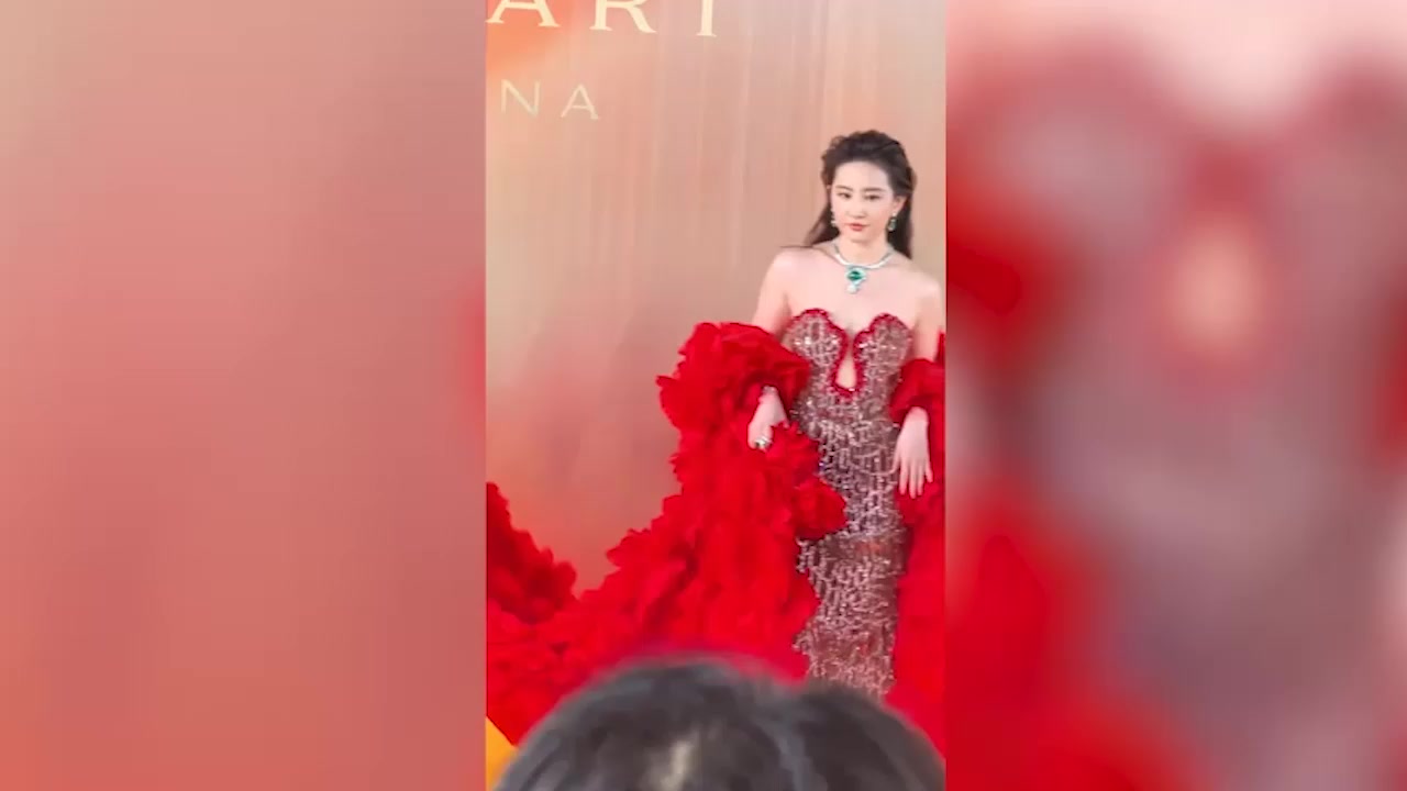 神仙姐姐 刘亦菲 与韩国人的不解情缘 为艺术全裸献身 逼毛清晰奶头硬挺 粉丝集体社死！