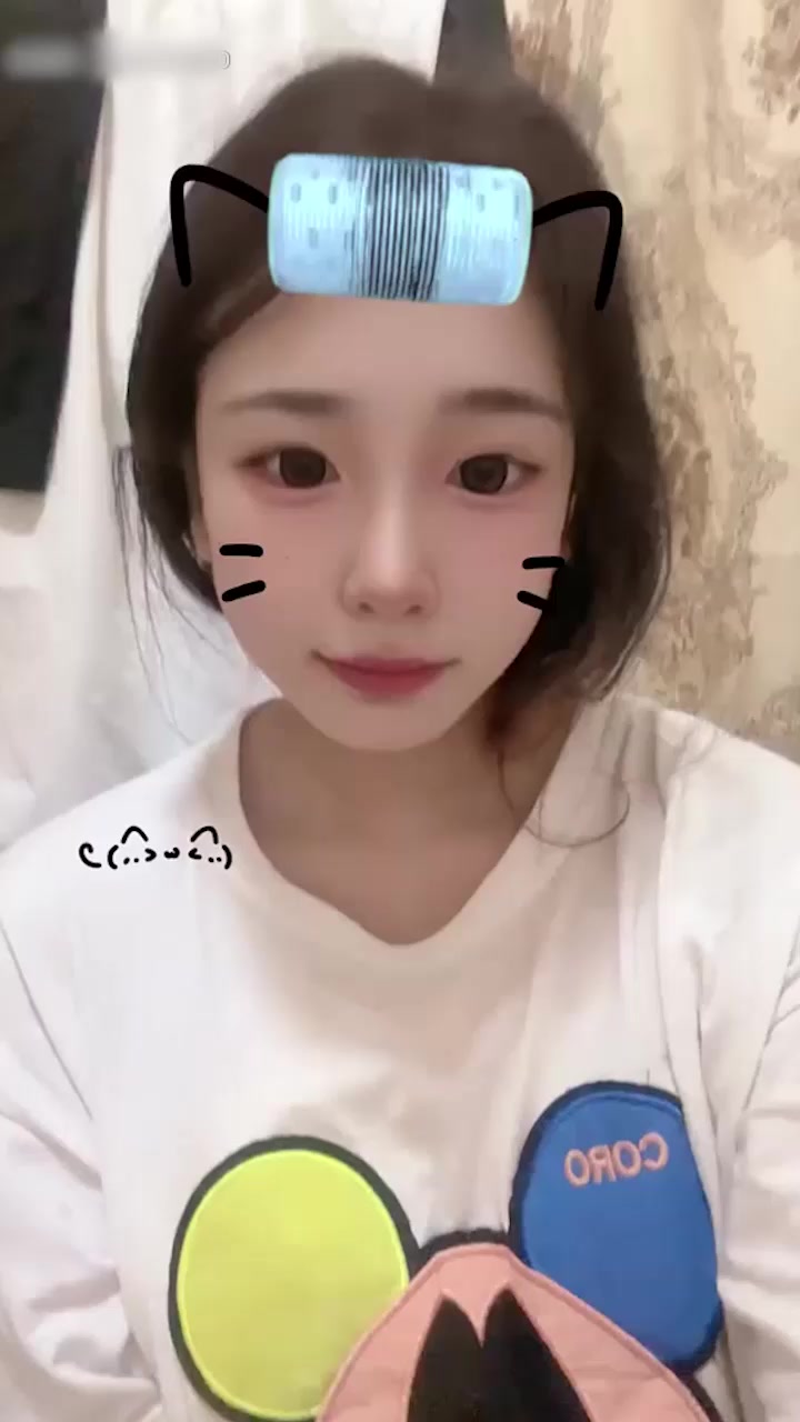 吉林白山反差婊 徐晶 自慰视频曝光 裸贷逾期跪地求饶遭疯传 邻家少女竟如此下贱！