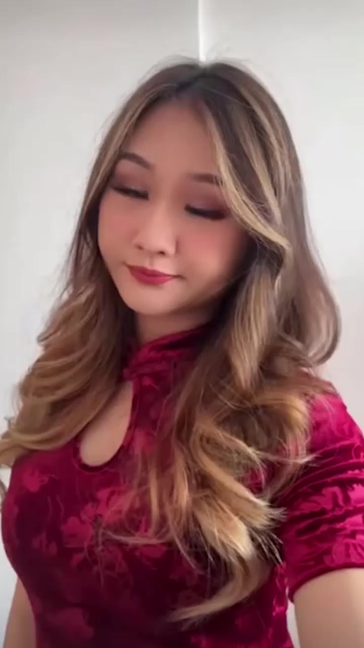 新加坡IG混血美女 性爱视频惨遭前男友泄密 露脸口交全套做爱视频流出 身材逆天叫声超骚！2