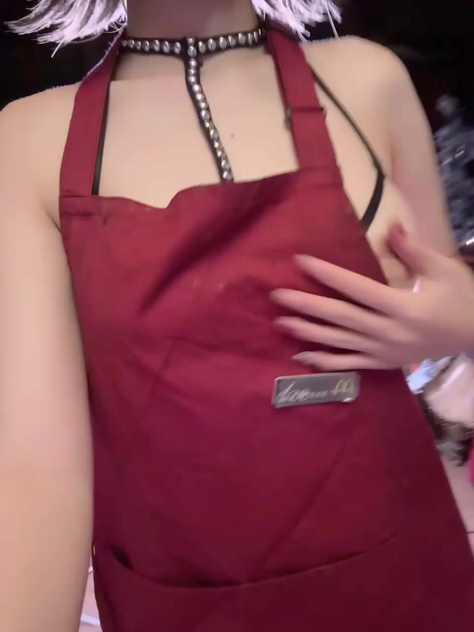 极品福利姬 阿薰kaOri 最新写真围裙下的秘密 布料下巨乳翘臀若隐若现 瞬间点燃内心的欲望！