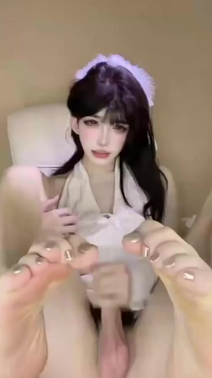 推特男娘 月儿ovo 罕见福利 巨根御姐口交假屌 高速打飞机直男看了都掰弯！