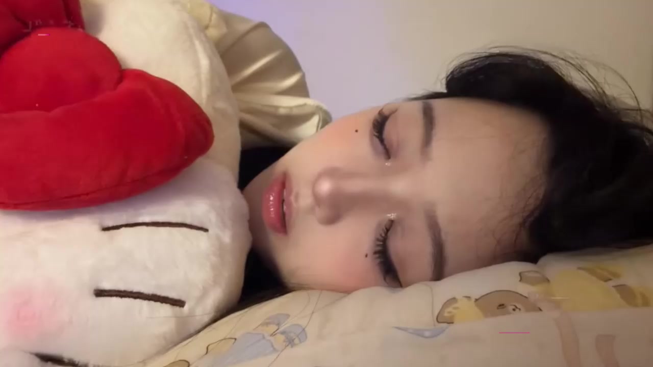 B站网红 小鸟大王 寸止挑战来袭 模拟打飞机吐舌勾引 娇喘ASMR挑逗十足