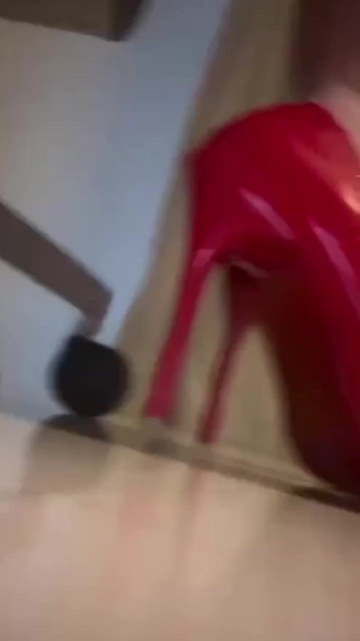 抖音网红萝莉 汁汁包 视频合集 巨乳肥臀大尺度激情自慰 后庭爆菊香艳迷人！