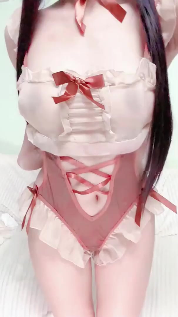 抖音网红 小布丁 定制福利视频 脸穴同框抽插蜜穴 呻吟浪叫全是快感！2