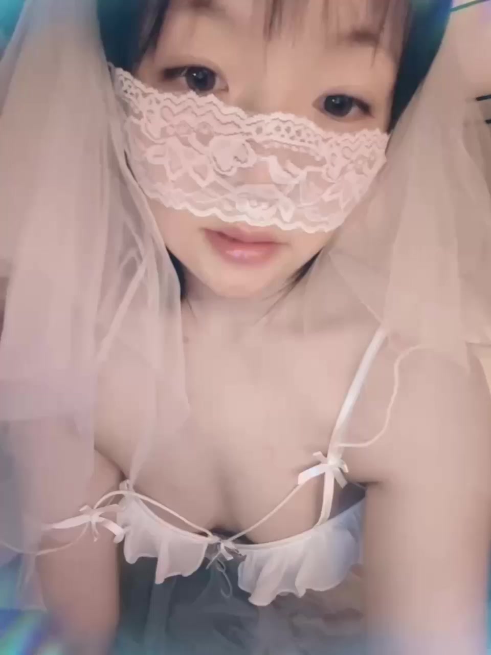 河南信阳网红 屁桃桃 早年外网的顶流福利姬 退岸后仍不忘卖骚 定制视频曝光 翘臀自慰淫水狂喷！1
