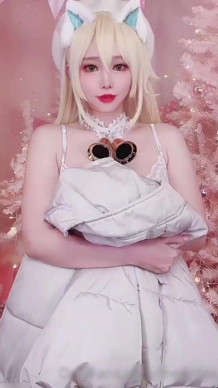 泰国极品网红Meenfox COS卢比大尺度私拍流出 三点全露道具自慰 媚眼挑逗直击灵魂！