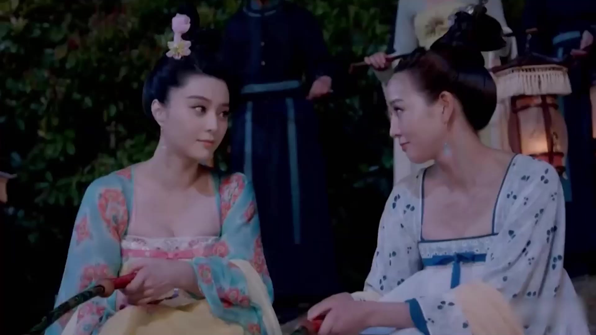 古装爆乳禁播剧 武媚娘传奇AI脱衣版 多名女星赤裸媚态撅穴吞棒 尺度拉满反差猎奇直击灵魂！