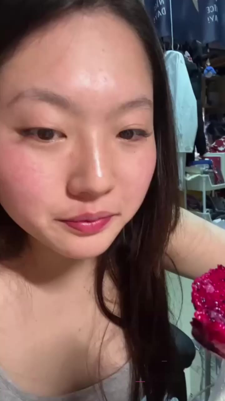 安徽农业大学 舒永虹 拜金骚婊沦为金主玩物 全裸骚舞嫩乳狂甩 罕见的下贱母畜！