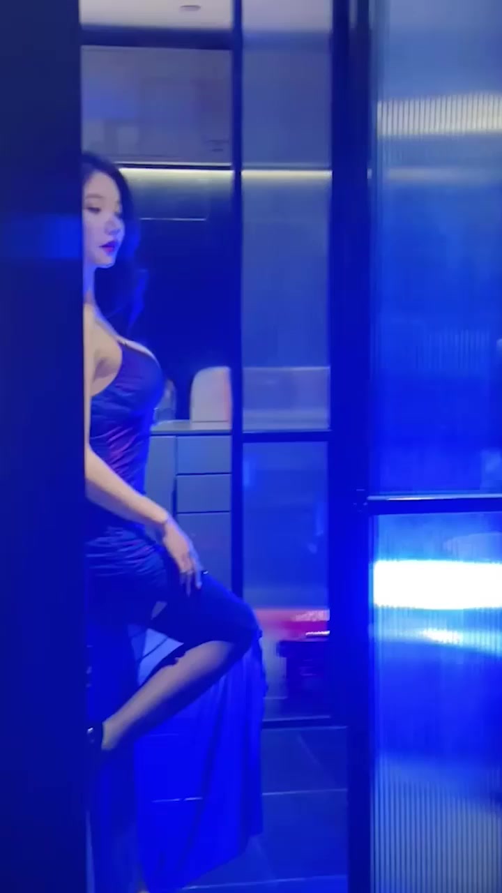 高颜值模特 心妍小公主 情趣写真 巨乳骚货捆绑诱惑 黑丝美脚撩人风情