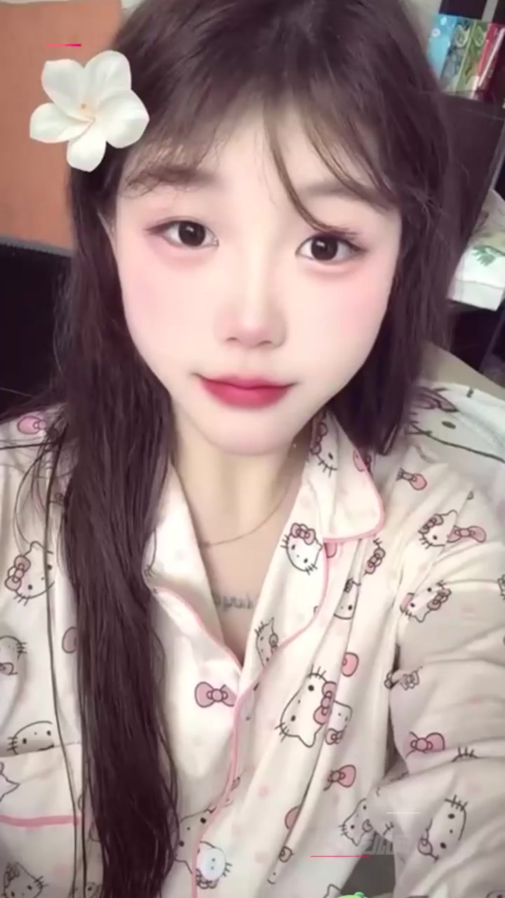 那些年操过的咯咯哒最新曝光 杭州纯欲外围 瑶瑶 跪趴式深喉口交 被金主狂操骚穴！