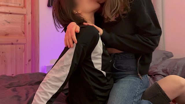 与女友的深夜乐趣