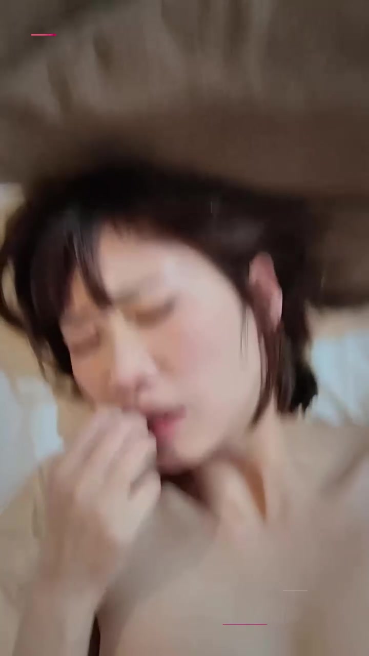 抖音男网红 雨梦 被曝聊骚操女粉 游戏群公然开黄腔尺度逆天 不雅视频流出实锤渣男！