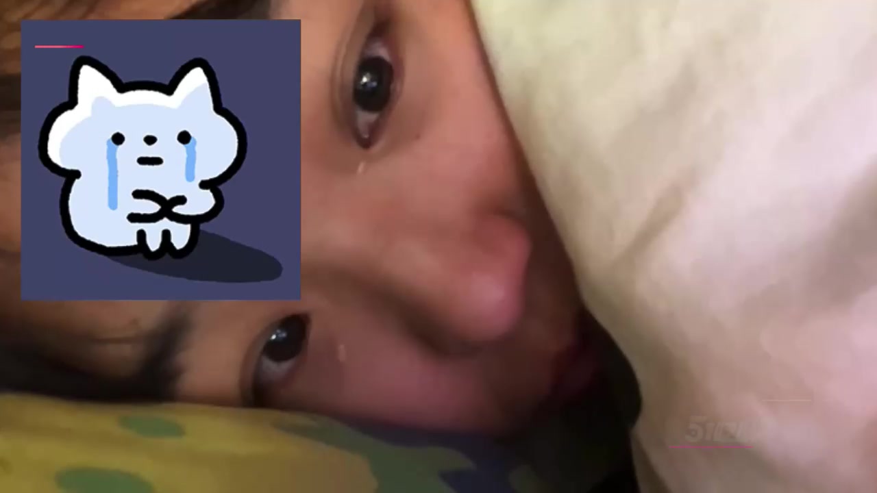 成都学生妹 王晨 裸聊录屏 身穿白丝制服揉奶扣穴 淫骚姿态拉满看完梆硬！