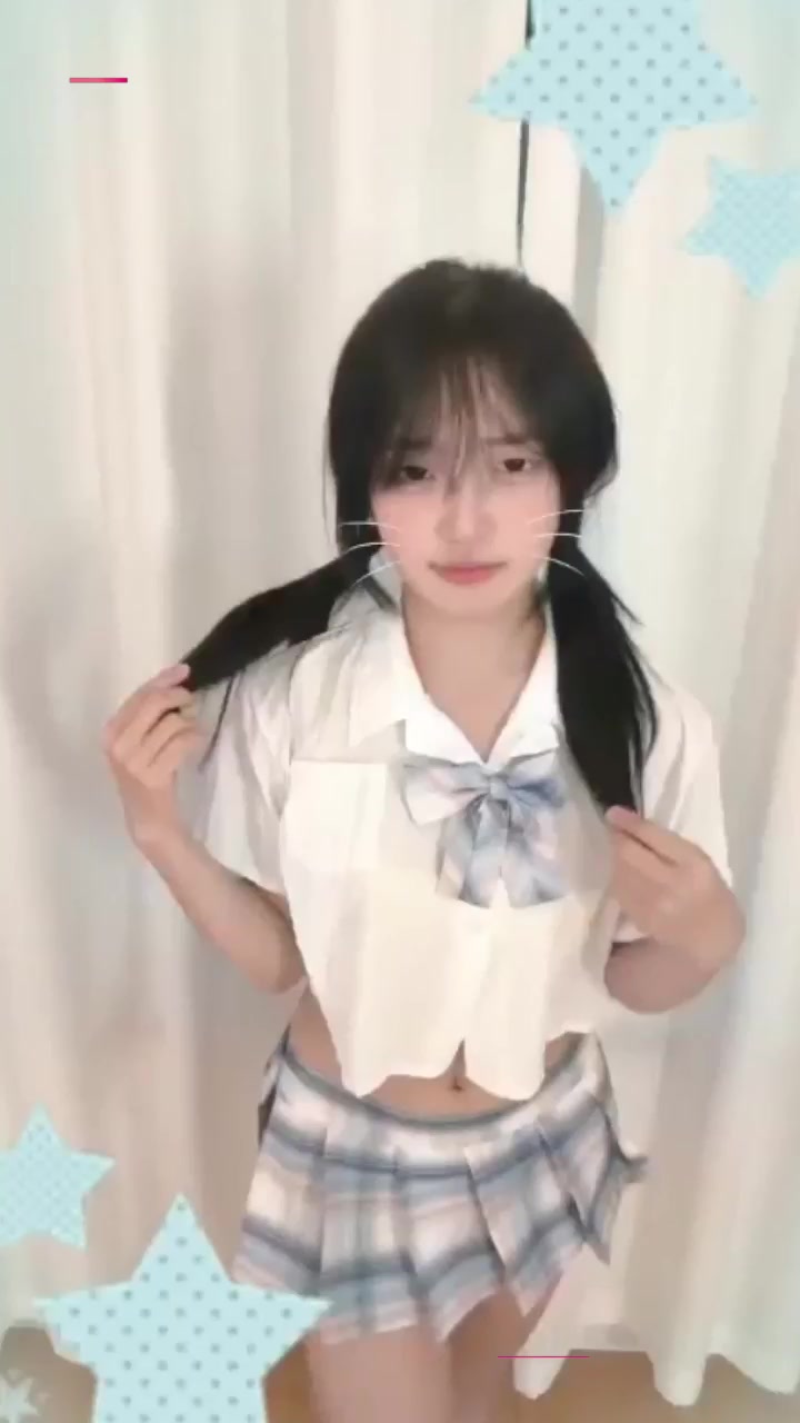 抖音网红 青玉案 私密福利流出 双腿大开手指扣逼 肥美蝴蝶逼白浆狂流！