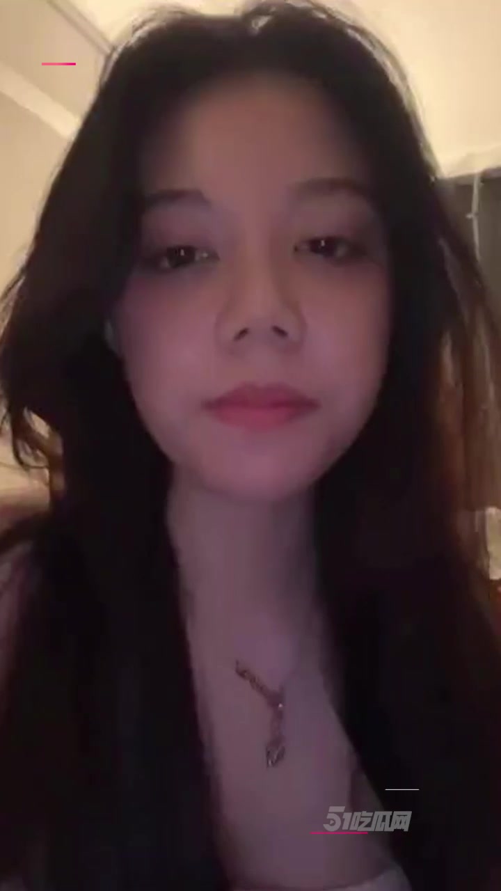 调教大神独家曝光 网调巨乳混血尤物 小骚货揉奶自拍按摩阴蒂 青涩又淫荡！