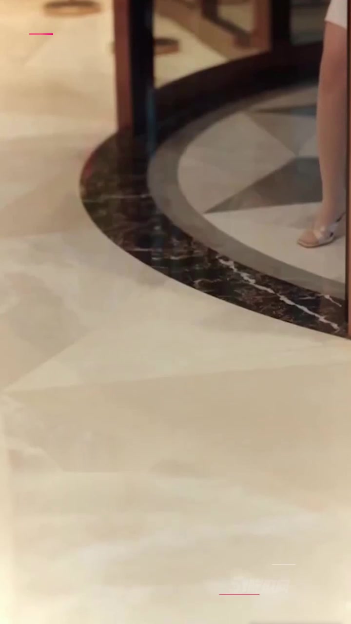 AI魔改伦理短剧 葡萄成熟时 1-7集 都市女强人姜璃 与亲弟乱伦滚床单！