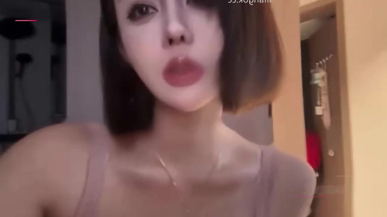 女主播 依阳baby 擦边诱惑 G杯巨乳半裸发骚勾引挑逗 长腿美足展示宛如魅魔附体2
