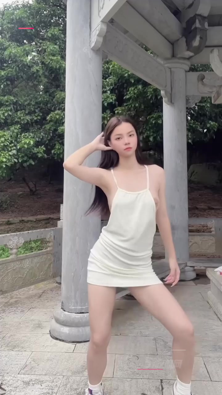 颜值舞蹈生 安慕曦 福利合集 户外露出大秀骚舞 浴室骑乘自慰 淫荡到极致！