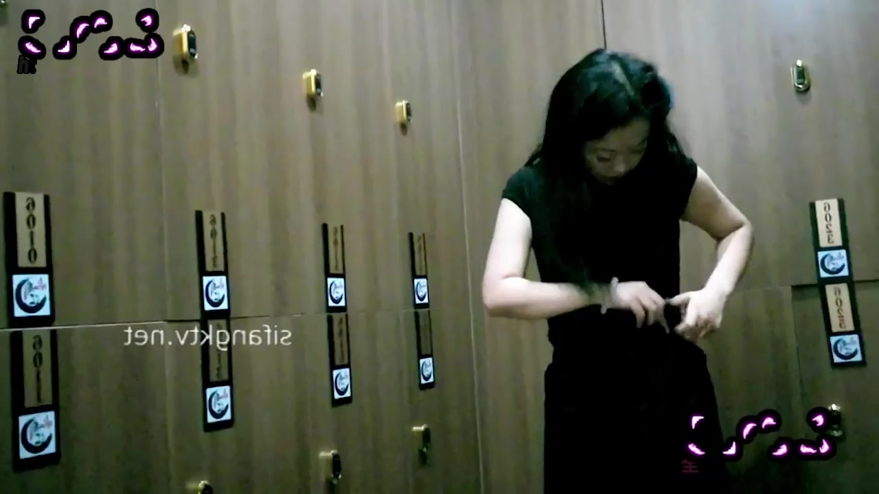 精选高档女浴偷拍 众多美女少妇镜头前脱光 美乳翘臀看着都让人鸡巴爆硬！2