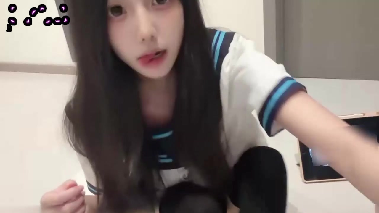 极品福利姬 恩恩 定制自慰视频 白瘦贫乳黑丝JK 手抠嫩穴高潮痉挛太骚了