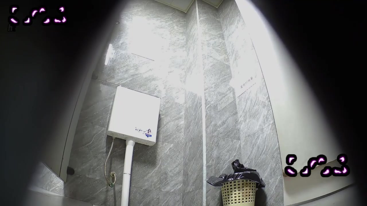 酒店女厕偷拍 制服小姐姐颜值漂亮肉穴肥美 各种器型泚尿擦逼 撩爆眼球！