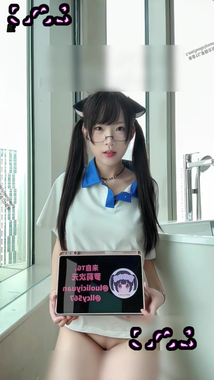 高颜值眼镜妹 猪咪咪 浴室自慰福利 吸吮足交白虎蜜穴吞没假屌 娇喘淫叫简直骚极了