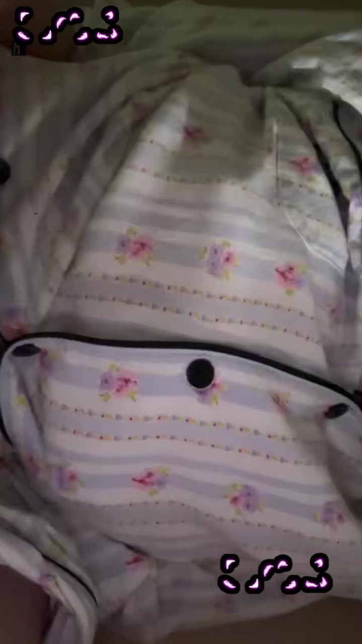 抖音主播 无敌小狗狗 福利私拍 巨乳揉捏到变形 假鸡巴跳蛋深入骚穴自慰白浆直流！1