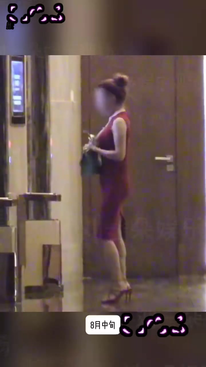 包贝尔出轨后续曝光 与红发女子二胎期间就相识 老炮新打再度登顶热搜！