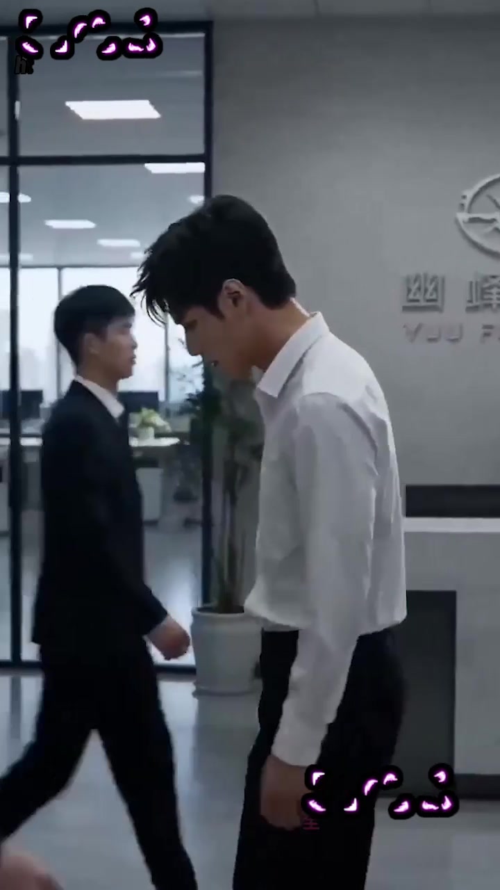 AI成人短剧 这条升职路又粗又大 第1集 男主车震羞辱巨乳女上司！