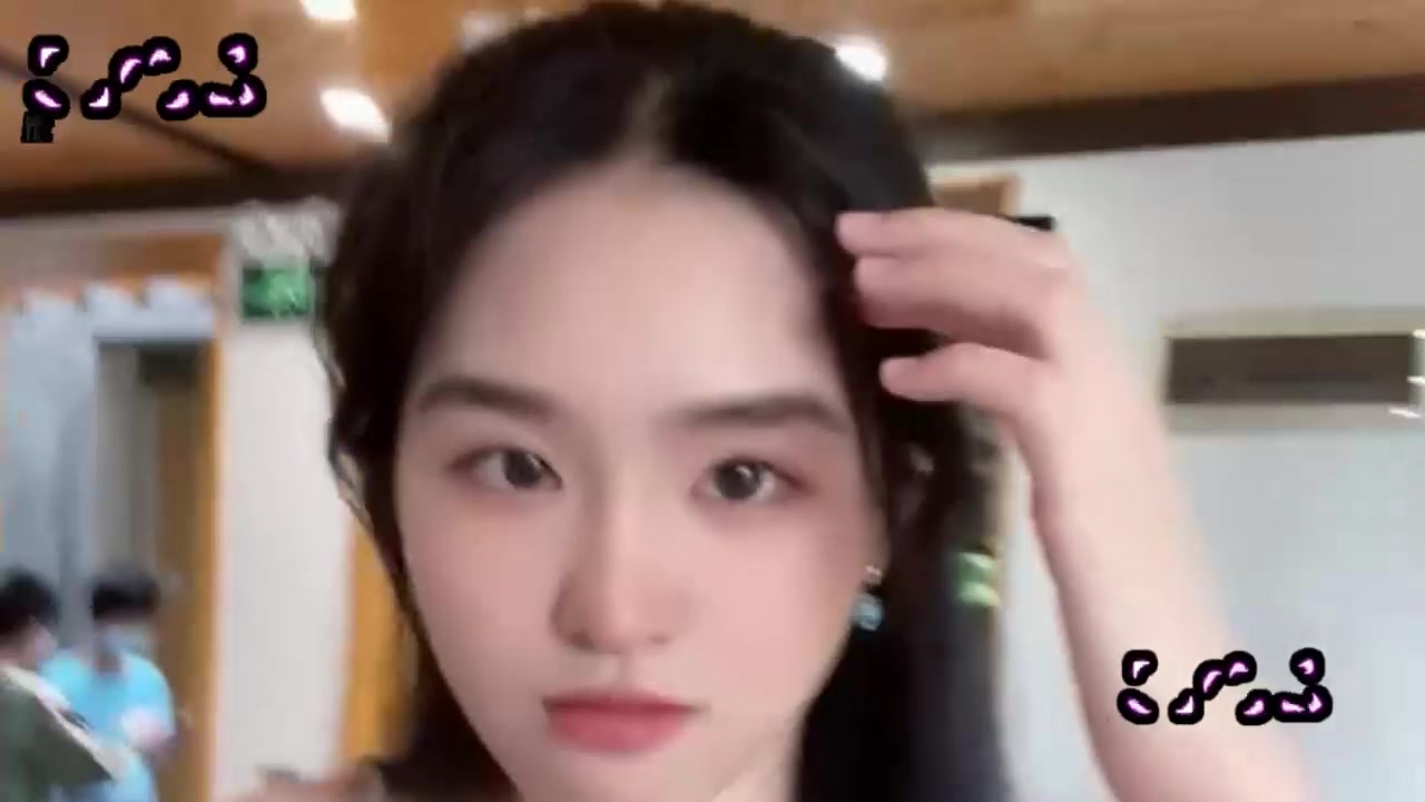巨乳学生妹 子敏 约炮自拍流出 镜头前俯身吞吐肉棒 女上位骑乘肥臀夹屌榨精