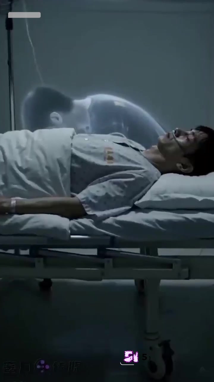 AI成人短剧 我不是棒神 第1集 男主变成震动棒 成为女神的调情玩具！