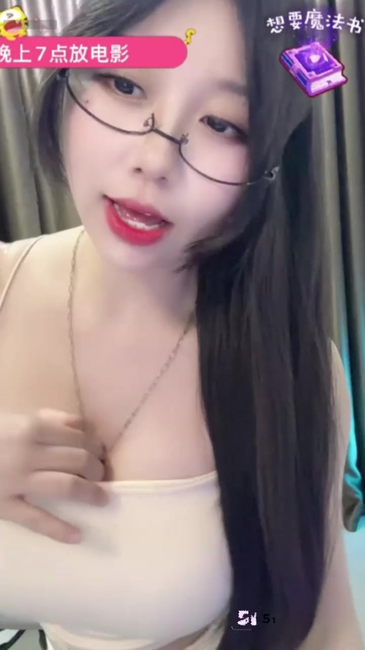 虎牙女主播 琴琴 直播录屏 巨乳肥臀扭腰顶胯大秀骚舞 吐舌发骚淫欲刺激不停