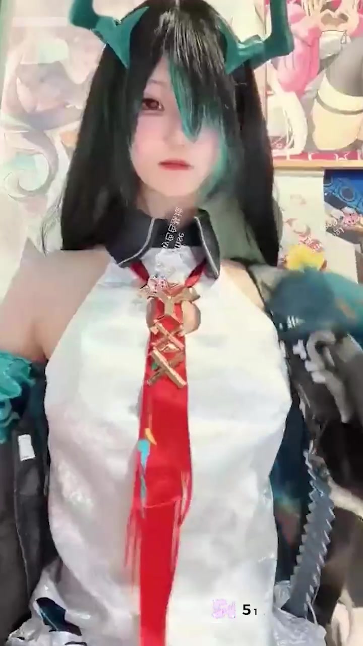 二次元福利姬 废柴少女家里蹲 Cos明日方舟 水晶棒自慰狂插白虎嫩穴 淫荡至极！