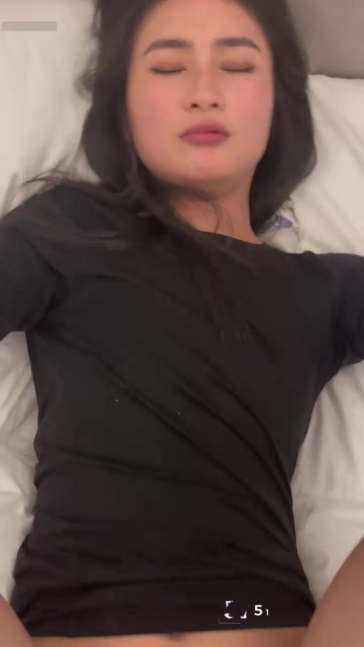 外网大学生网红 LilyShak 情侣自拍 丰满尤物任由爆操蹂躏 肥臀后入骑乘观感拉满