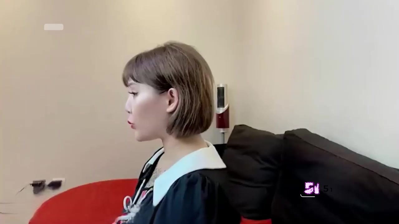 纹身女神 许诺 剧情演绎 罗曼蒂克消亡史之囚室性奴 压身下被怒操到眼神失焦！