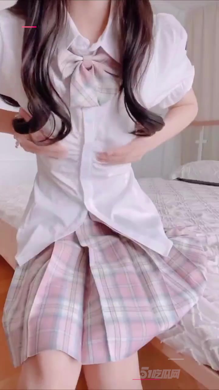 每日大赛之【抖音风弹力摇】2
