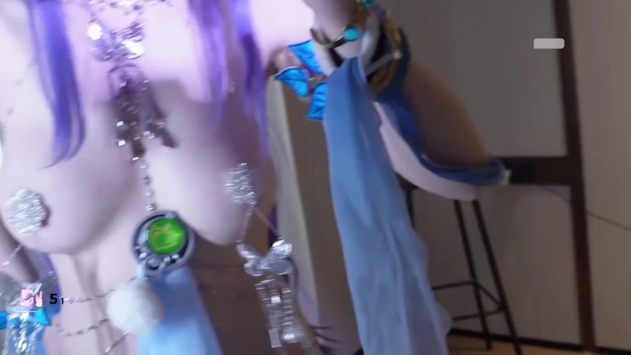 微博网红 一小央泽 cos原神菈乌玛 童颜巨乳贴脸开大 堪比圣女下凡！2