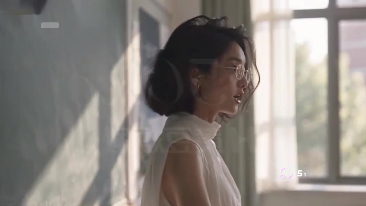 AI成人短剧 苏老师的裸贷人生 第1集 债主居然是自家学生 师生禁忌再度上演！