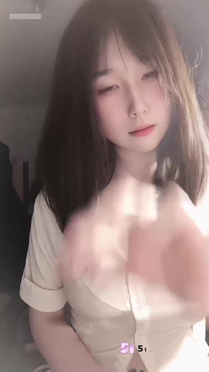 抖音拜金女大 糯米糍 给金主当网调母狗 露脸揉奶掰穴 抽打肥臀淫贱至极
