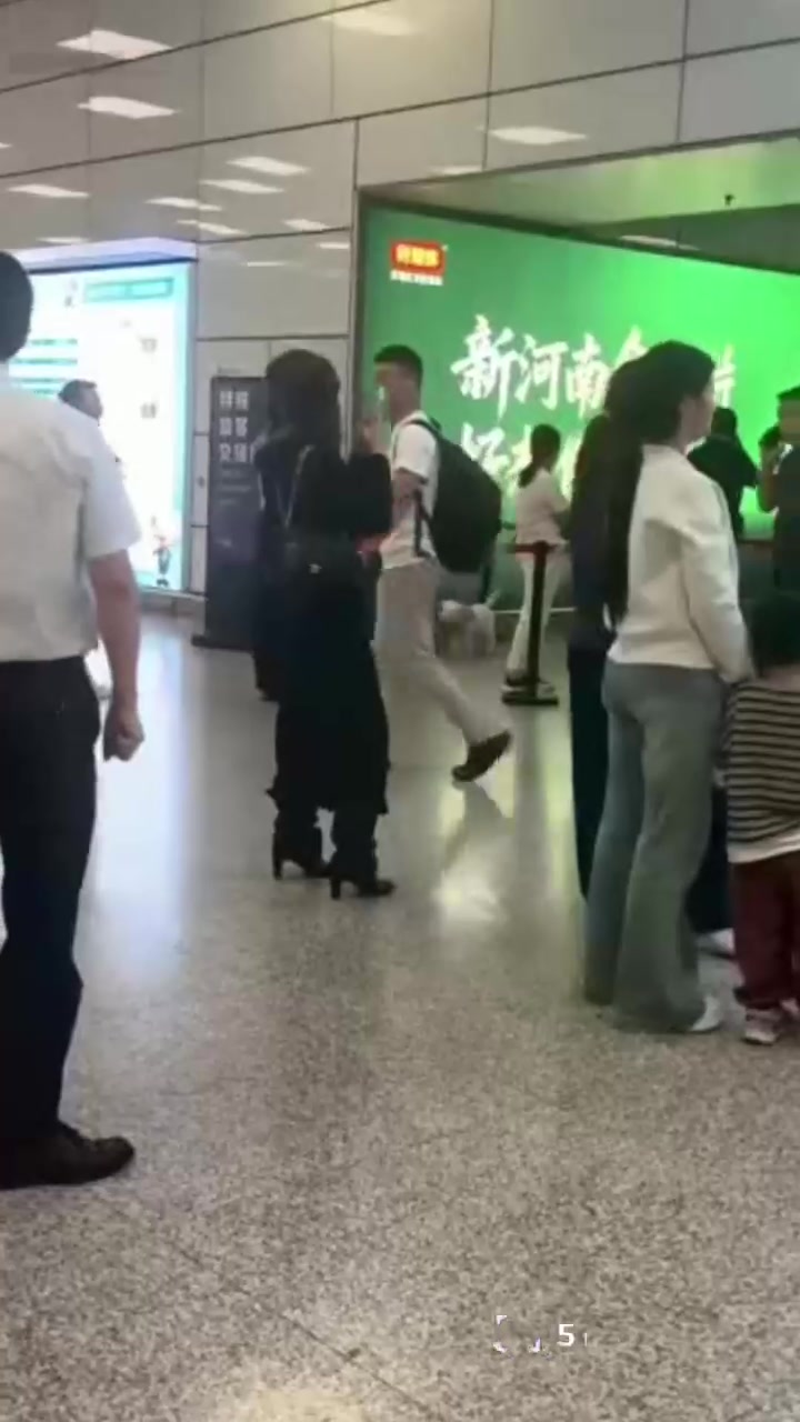 抖音网红Melina知三当三！偷情出轨装纯试图躲避网暴 全盘事件拖出绿茶婊身份坐实！