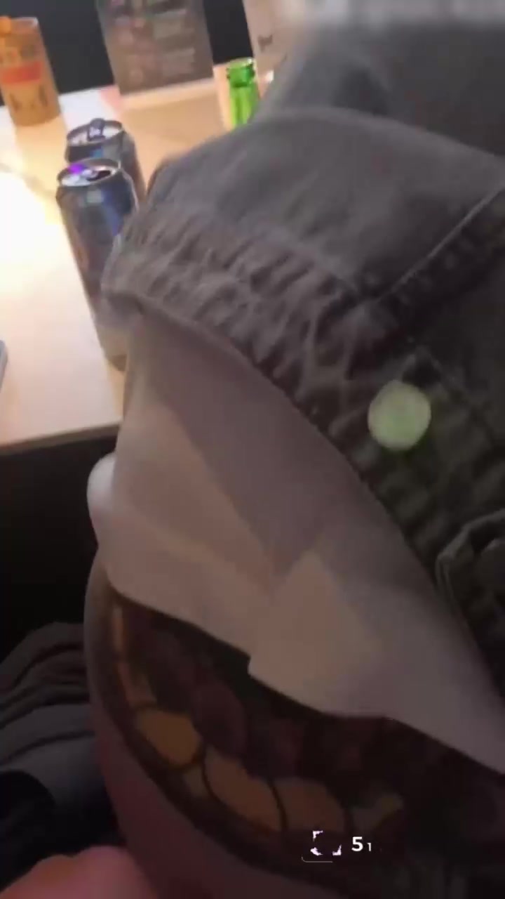 沈阳老佛彻底塌房！欺骗精神小伙认干儿子 你佛叔坐人的方式眼泪都得下来！