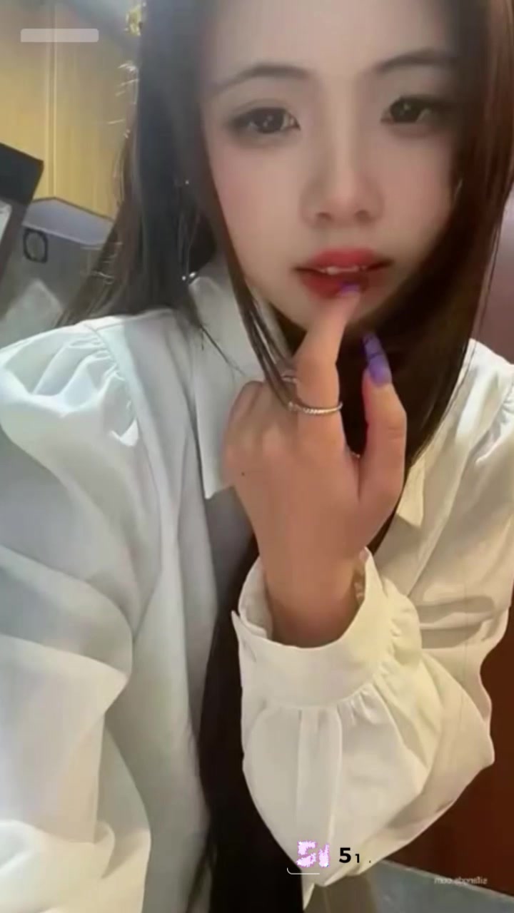 清纯反差女大 露脸付费定制福利流出 全程展示完美曲线 情趣装加持魅惑全开