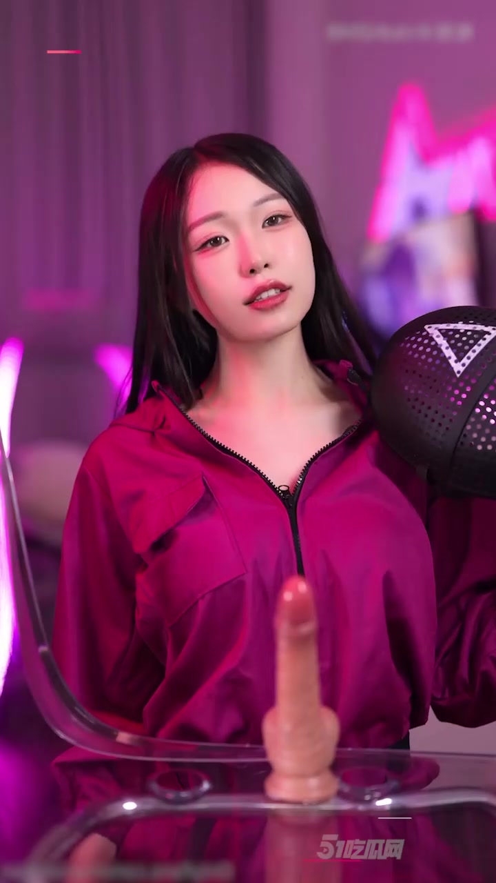大奶甜美嫩妹 Meriolchan 福利合集 多姿势玩弄假屌 炮机狂顶白虎穴爽翻白眼 阿黑颜高潮失神喷水！
