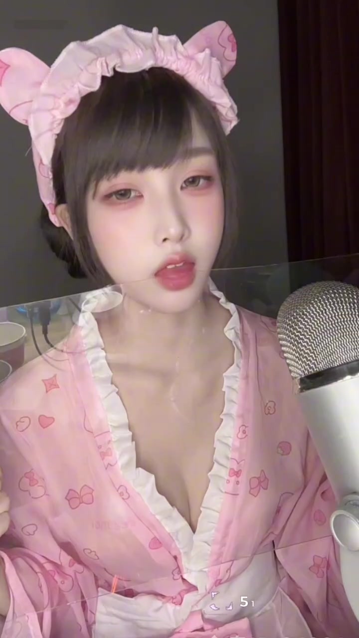ASMR声控博主 沛沛 直播录屏 性感舌头舔亚克力 口水拉丝诱惑拉满 直接封神！