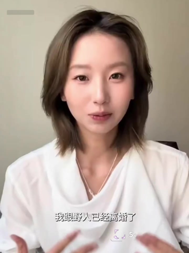 抖音百万博主 周家恩 丈夫唔知野人 泰国旅居出轨实锤 离婚不离家丑闻震碎三观！1