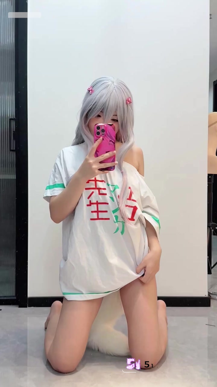 顶级萝莉 邦尼 cos和泉纱雾写真福利 白嫩胴体肛塞尾巴摇晃 表情撩人禁忌感拉满！